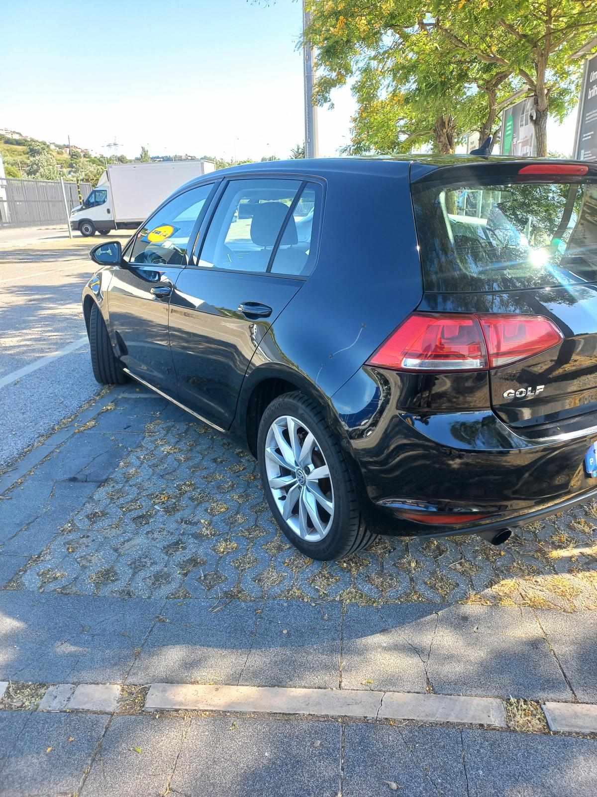 volkswagen-golf-1-6-tdi-2015-diesel-1598cc