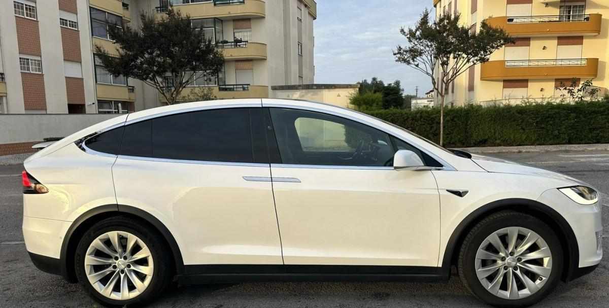 tesla-model-x-90d-2017-eletrico