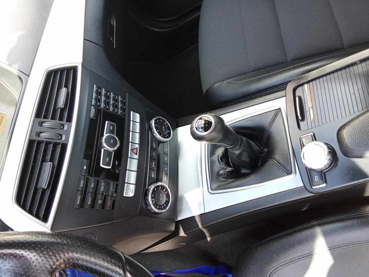 mercedes-benz-classe-c-c-180-cgi-blueefficiency-2011-gasolina-1796cc