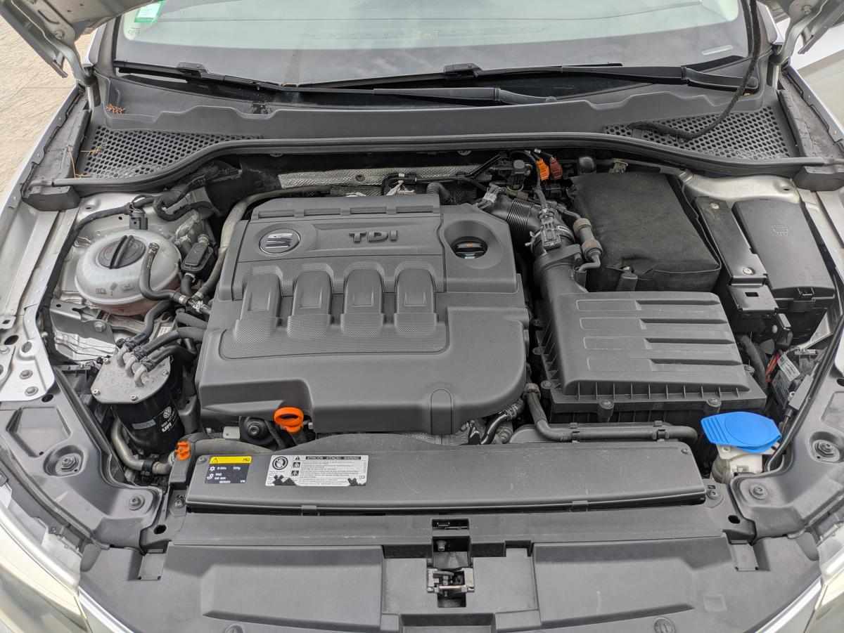 seat-leon-1-6-tdi-2013-diesel-1598cc