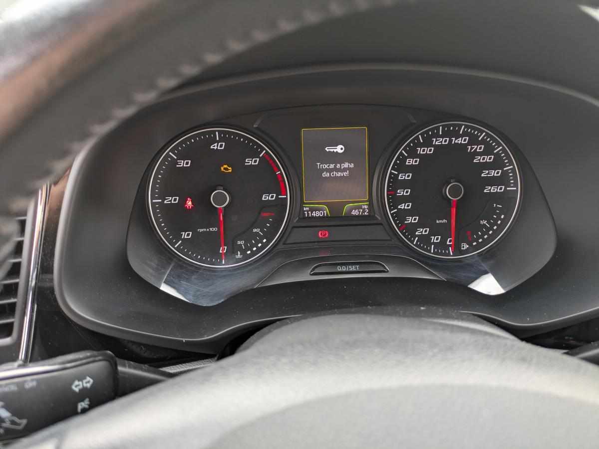 seat-leon-1-6-tdi-2013-diesel-1598cc
