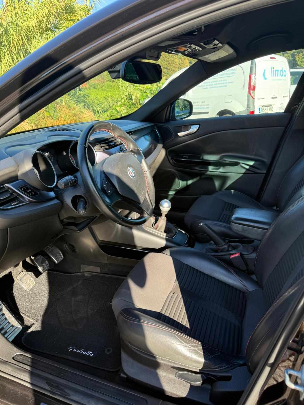 alfa-romeo-giulietta-1-75-tbi-2010-gasolina-1742cc
