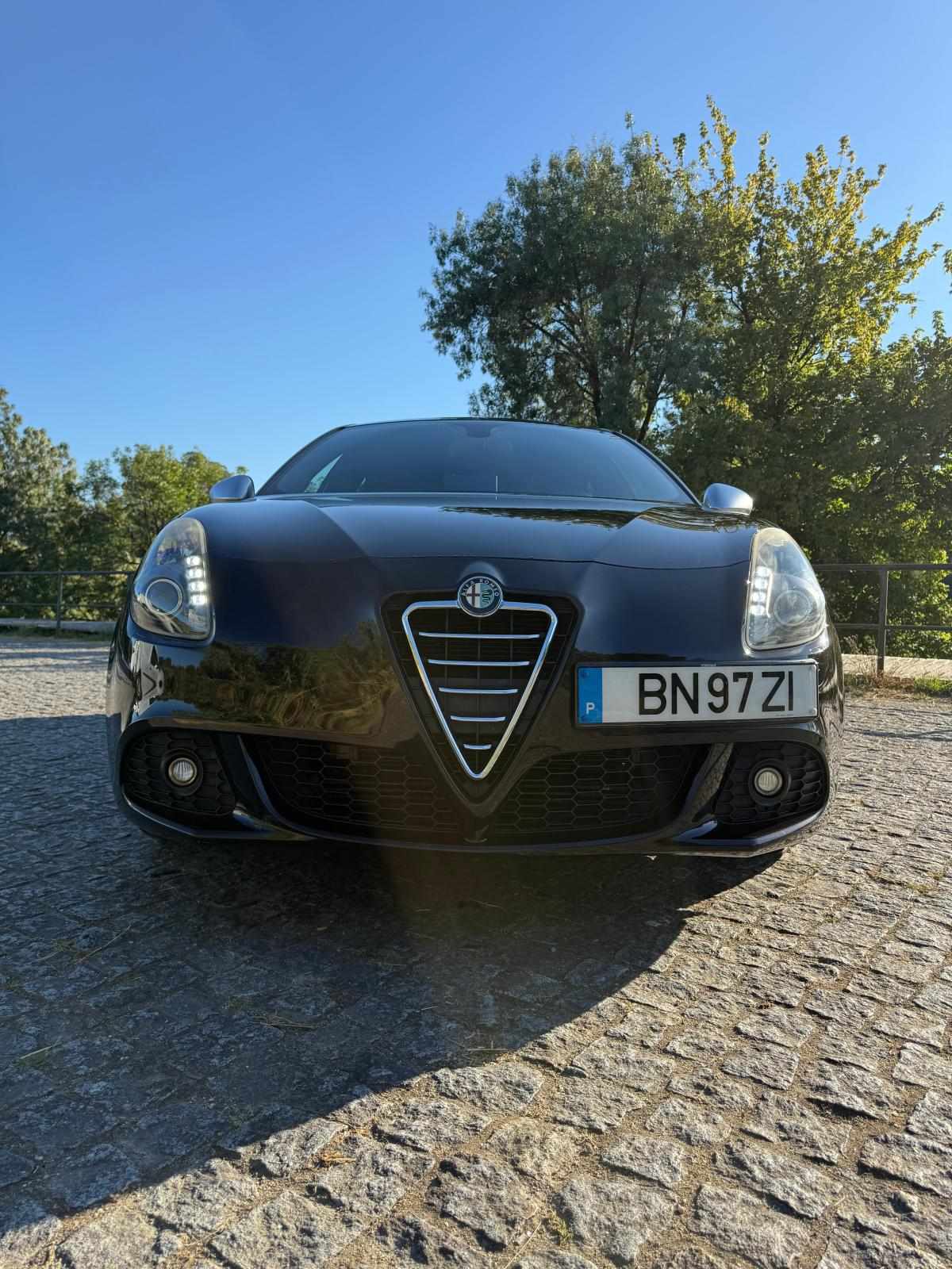 alfa-romeo-giulietta-1-75-tbi-2010-gasolina-1742cc