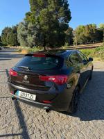alfa-romeo-giulietta-1-75-tbi-2010-gasolina-1742cc