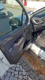 peugeot-207-1-4-hdi-2010-diesel-1398cc