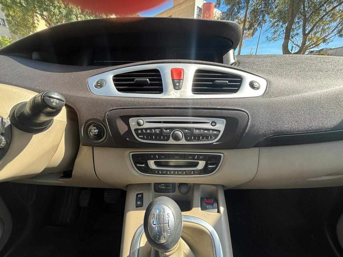 renault-scenic-1-5-dci-2010-diesel-1461cc