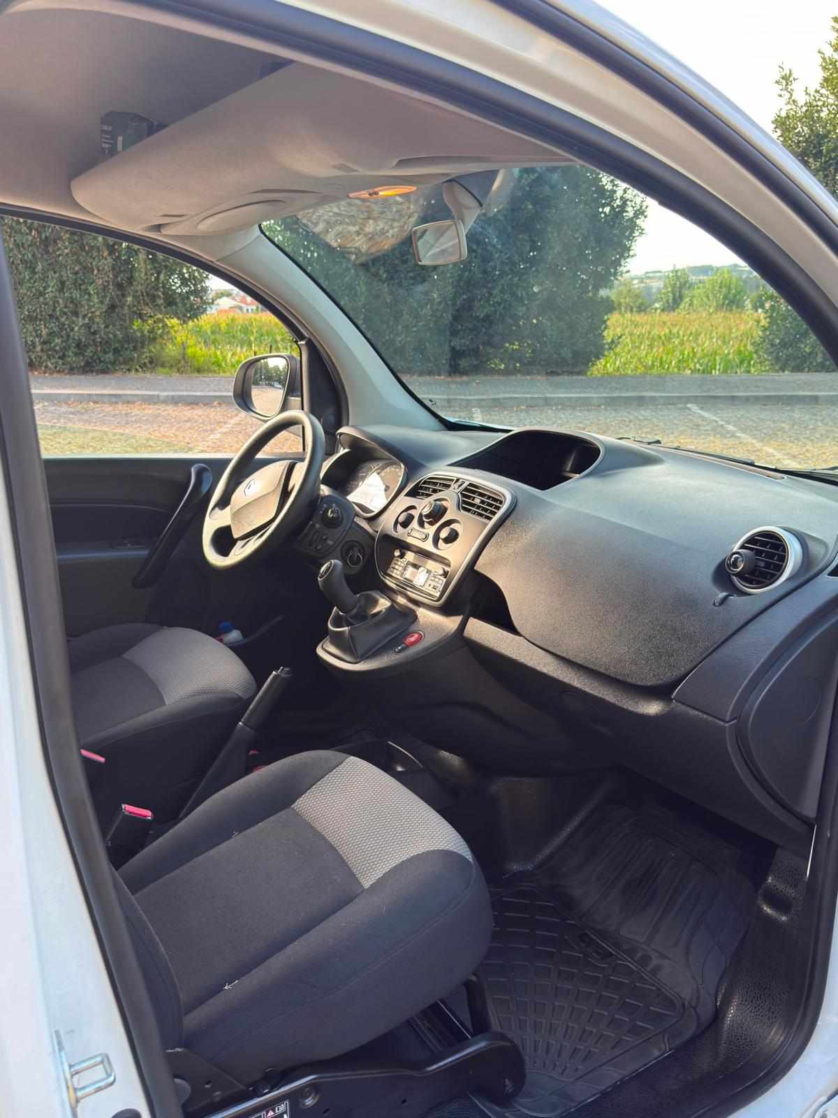 renault-kangoo-1-5dci-2019-diesel-1461cc