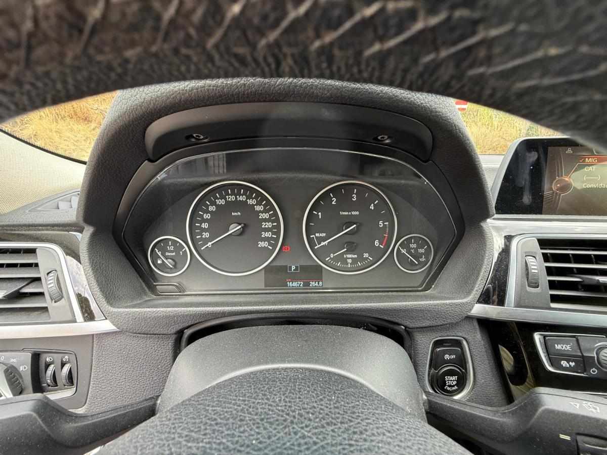 bmw-serie-3-318d-touring-2015-diesel-1995cc
