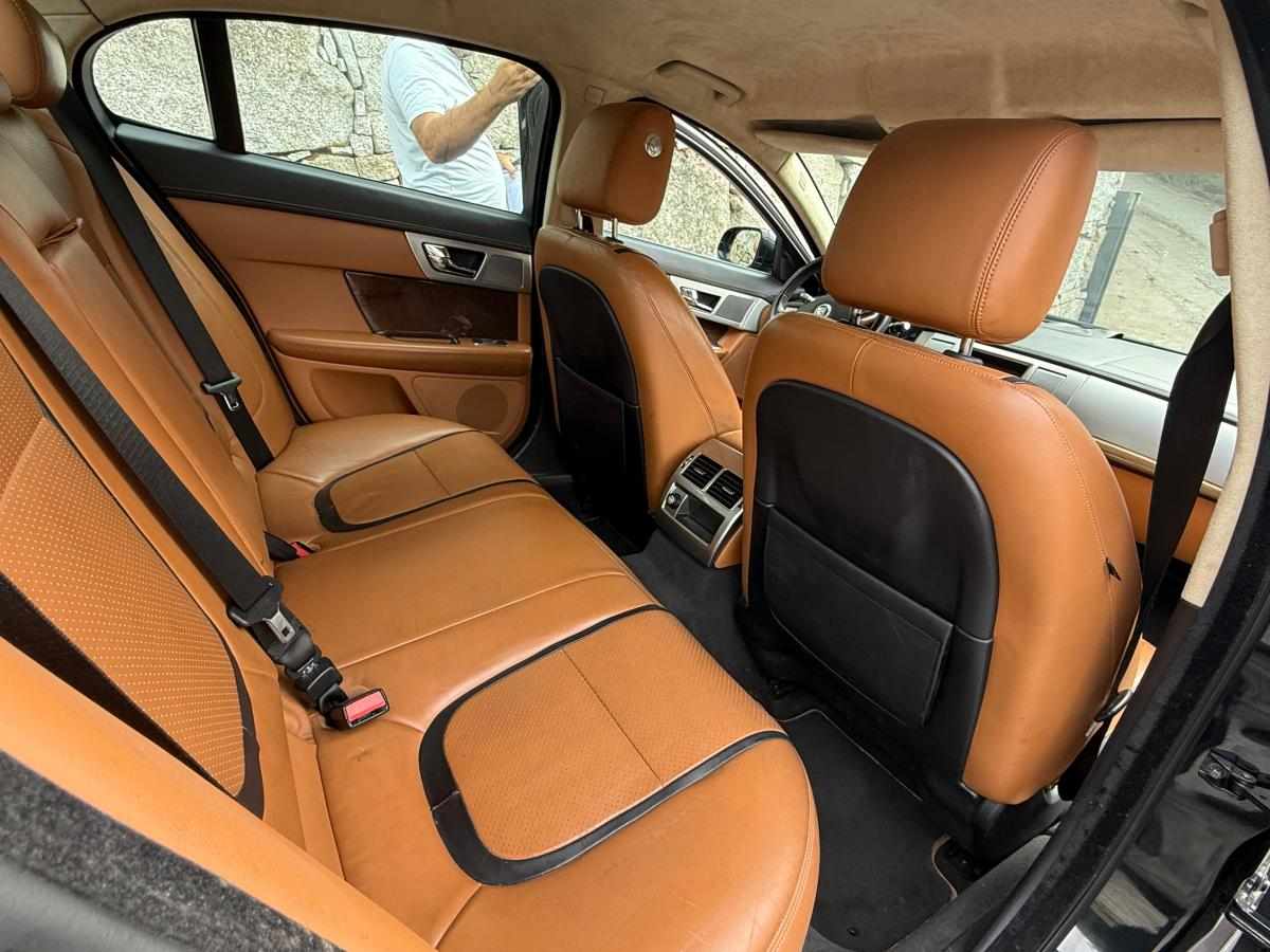 jaguar-xf-3-0-v6-2012-diesel-2993cc