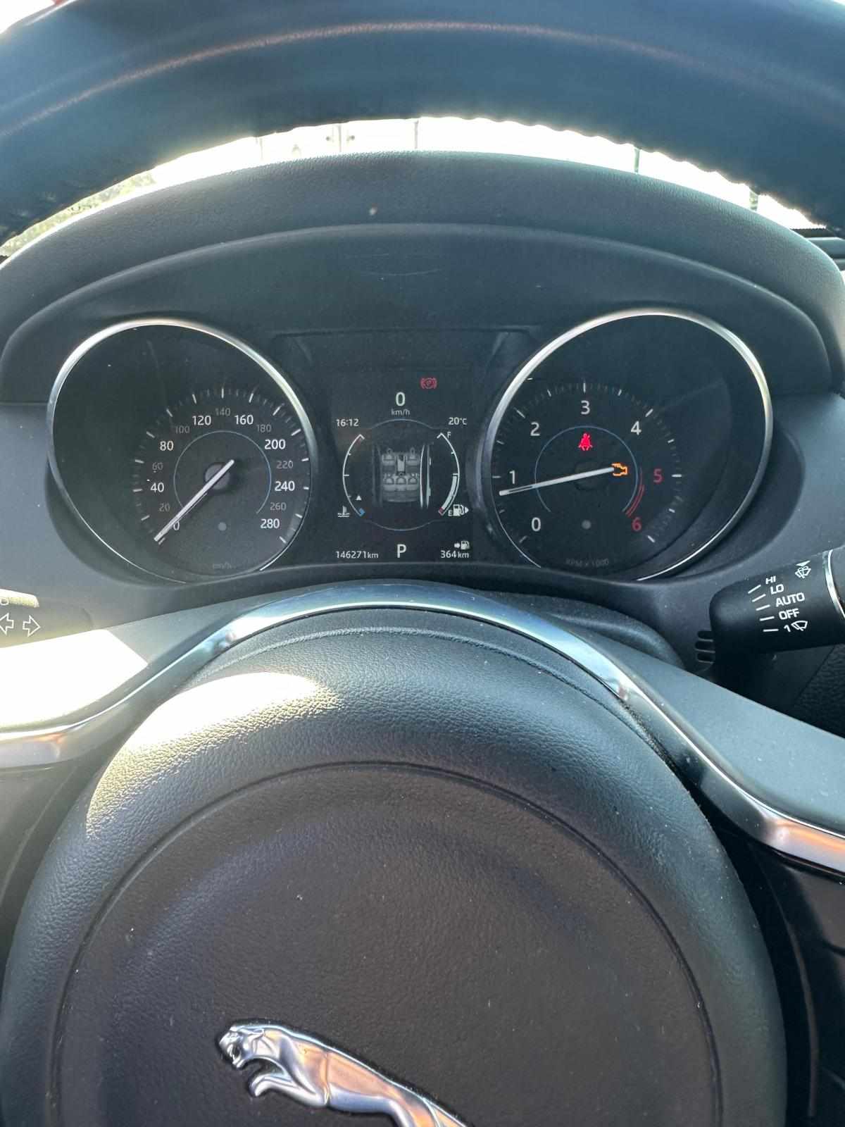 jaguar-xe-20d-2018-diesel-1999cc