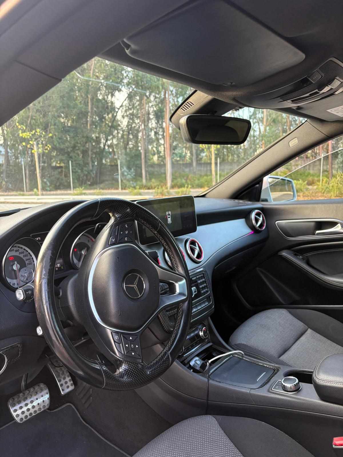 mercedes-benz-cla-220-cdi-2013-diesel-2143cc