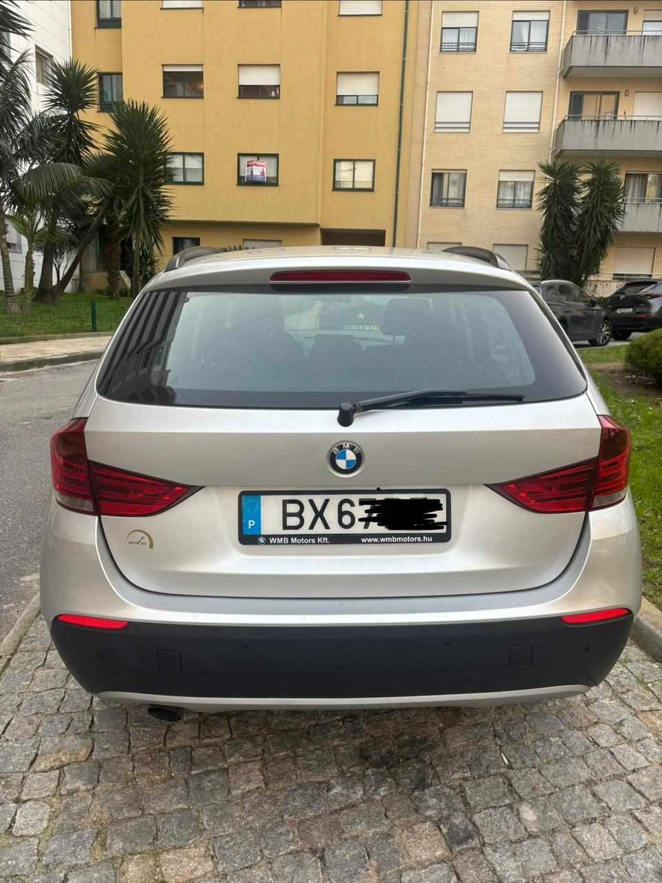 bmw-x1-xdrive20d-2011-diesel-1995cc