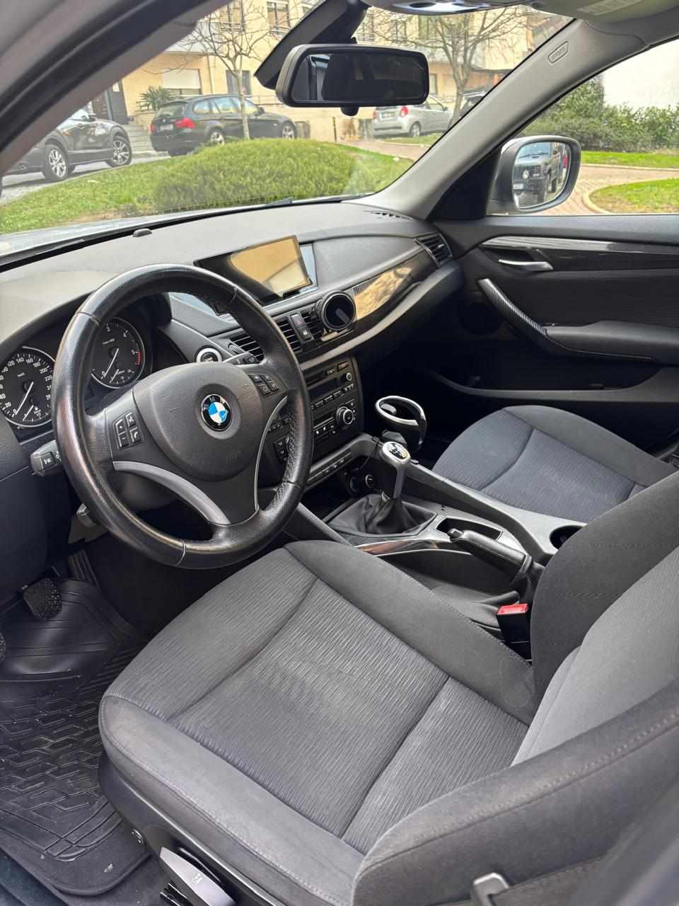 bmw-x1-xdrive20d-2011-diesel-1995cc