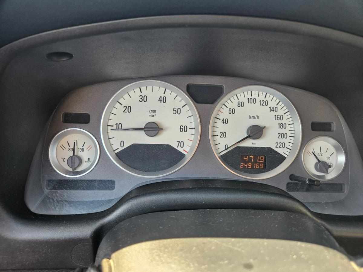 opel-astra-1-8-gasolina-1796cc