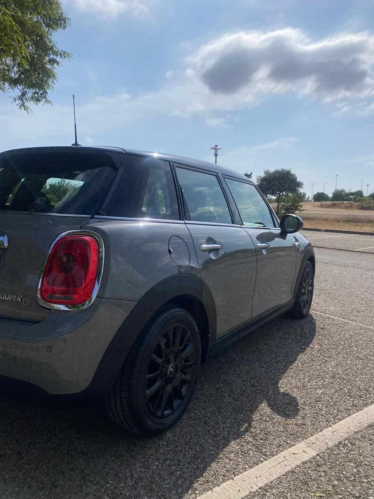 mini-hatch-cooper-d-2015-diesel-1496cc