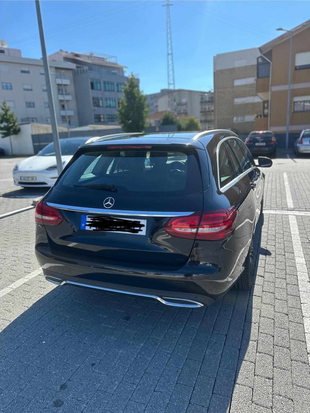 mercedes-benz-200-2017-diesel-1600cc