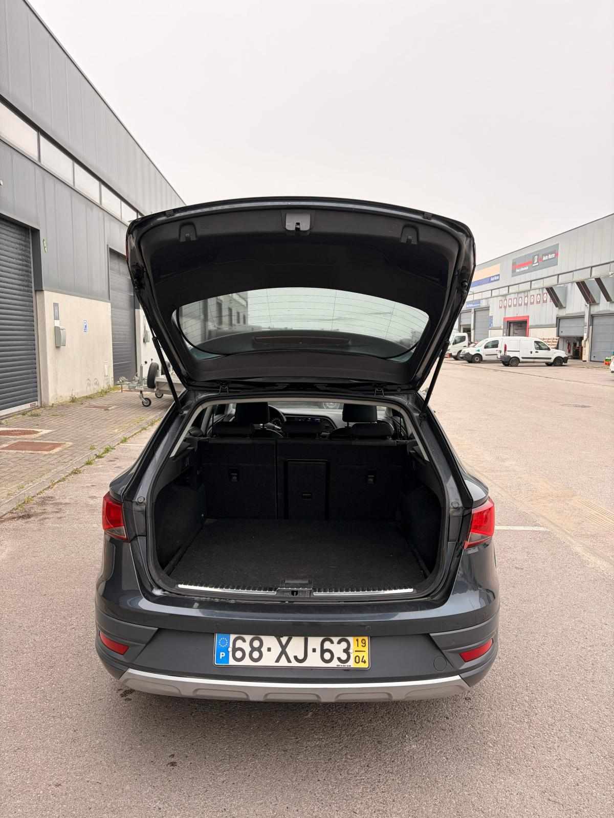 seat-leon-1-6-tdi-2019-diesel-1598cc