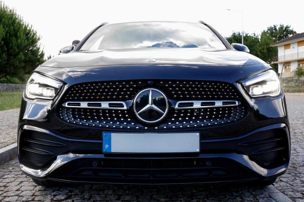 mercedes-benz-gla-250-e-2023-gasolina-1332cc
