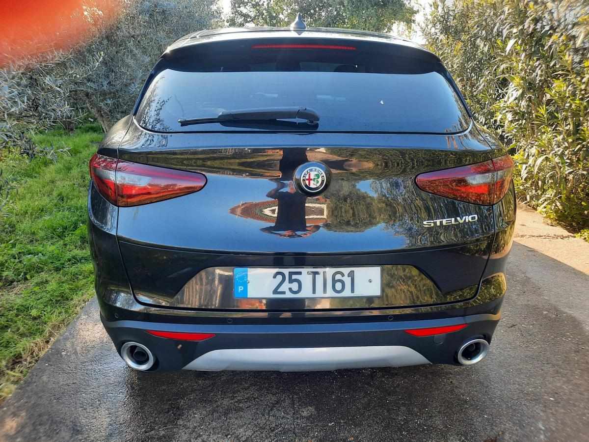 alfa-romeo-stelvio-2-2-jtdm-q4-2017-diesel-2143cc