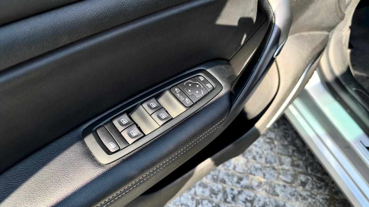 renault-megane-sport-tourer1-5-dci-bose-edition-2017-diesel-1461cc