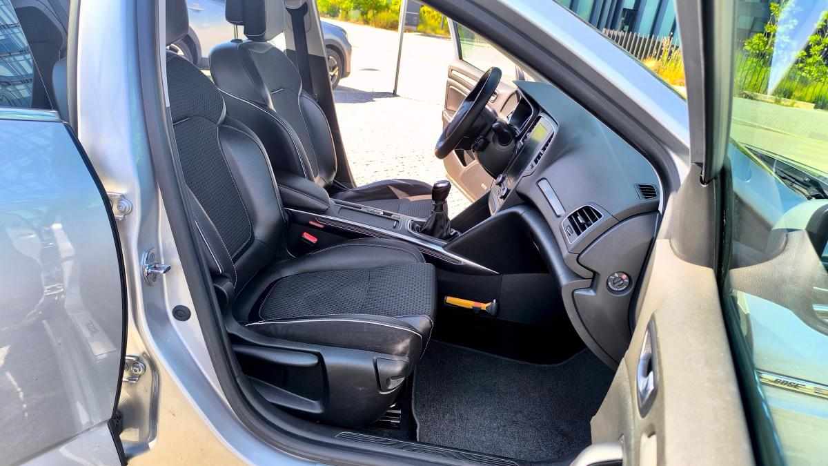 renault-megane-sport-tourer1-5-dci-bose-edition-2017-diesel-1461cc