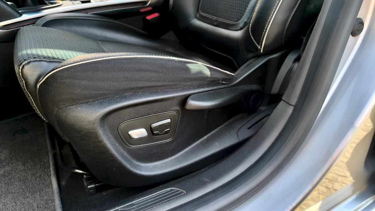 renault-megane-sport-tourer1-5-dci-bose-edition-2017-diesel-1461cc