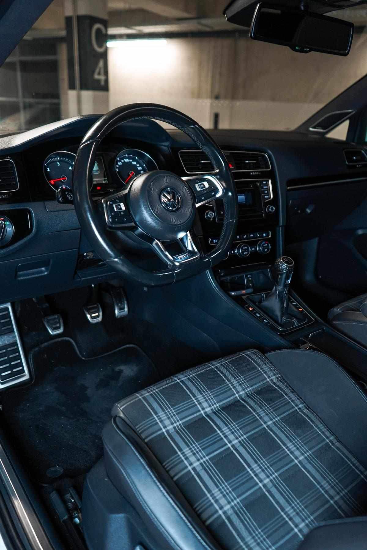 volkswagen-golf-gtd-2-0-tdi-2014-diesel-1968cc