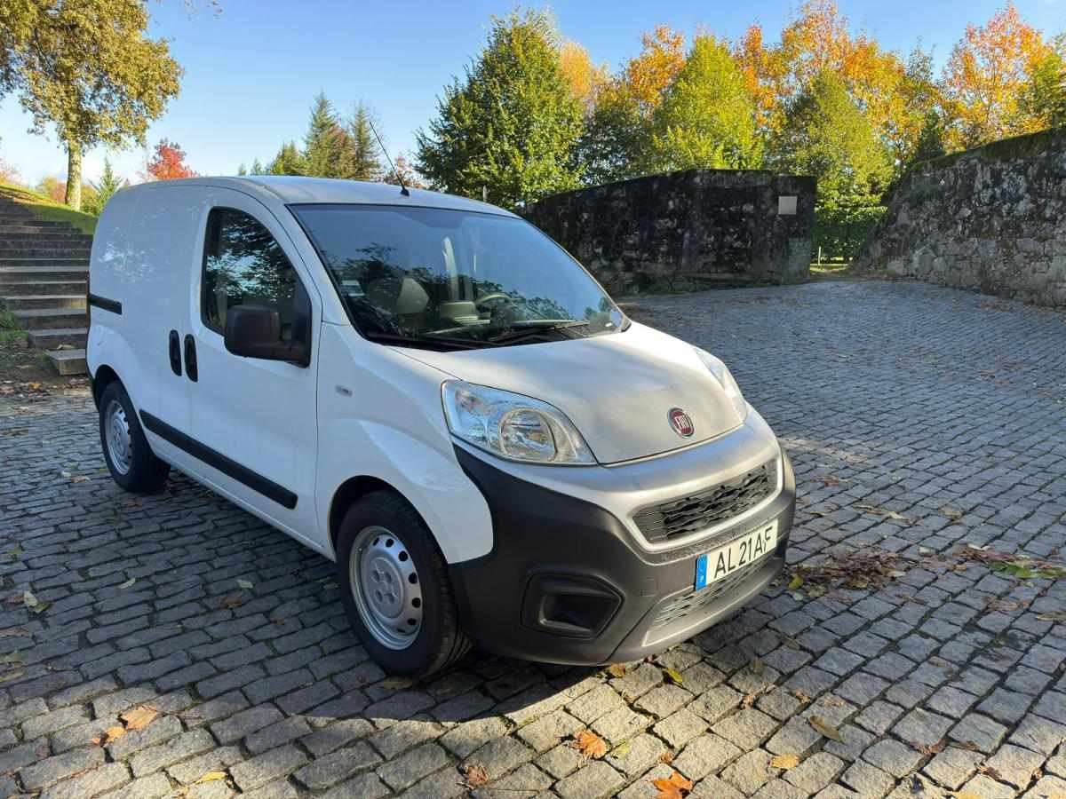 fiat-fiorino-1-2-80cv-2021-diesel-1248cc