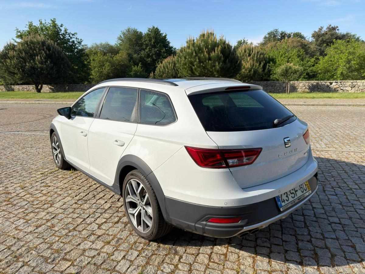 seat-leon-1-6-tdi-4x4-2016-diesel-1598cc