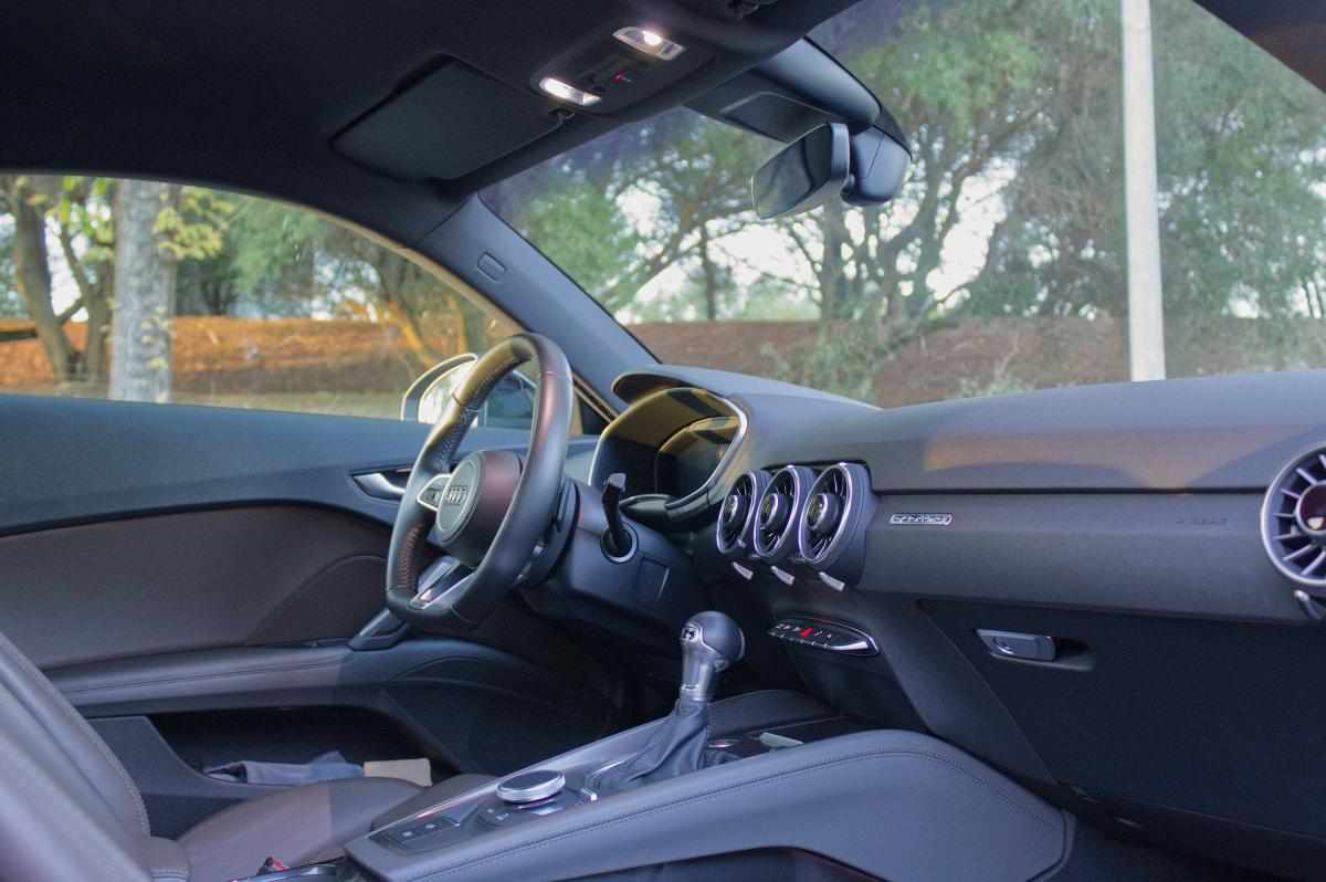 audi-tt-2-0-tfsi-quattro-2016-gasolina-1984cc