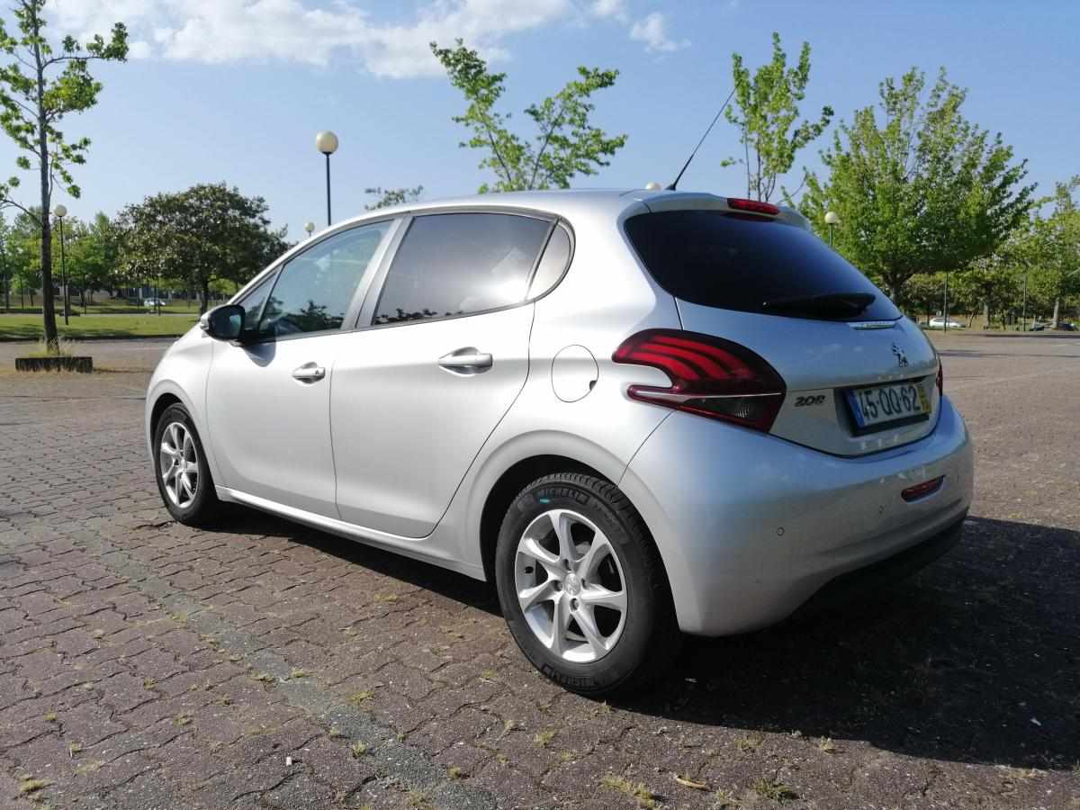peugeot-208-1-6-bluehdi-2015-diesel-1560cc
