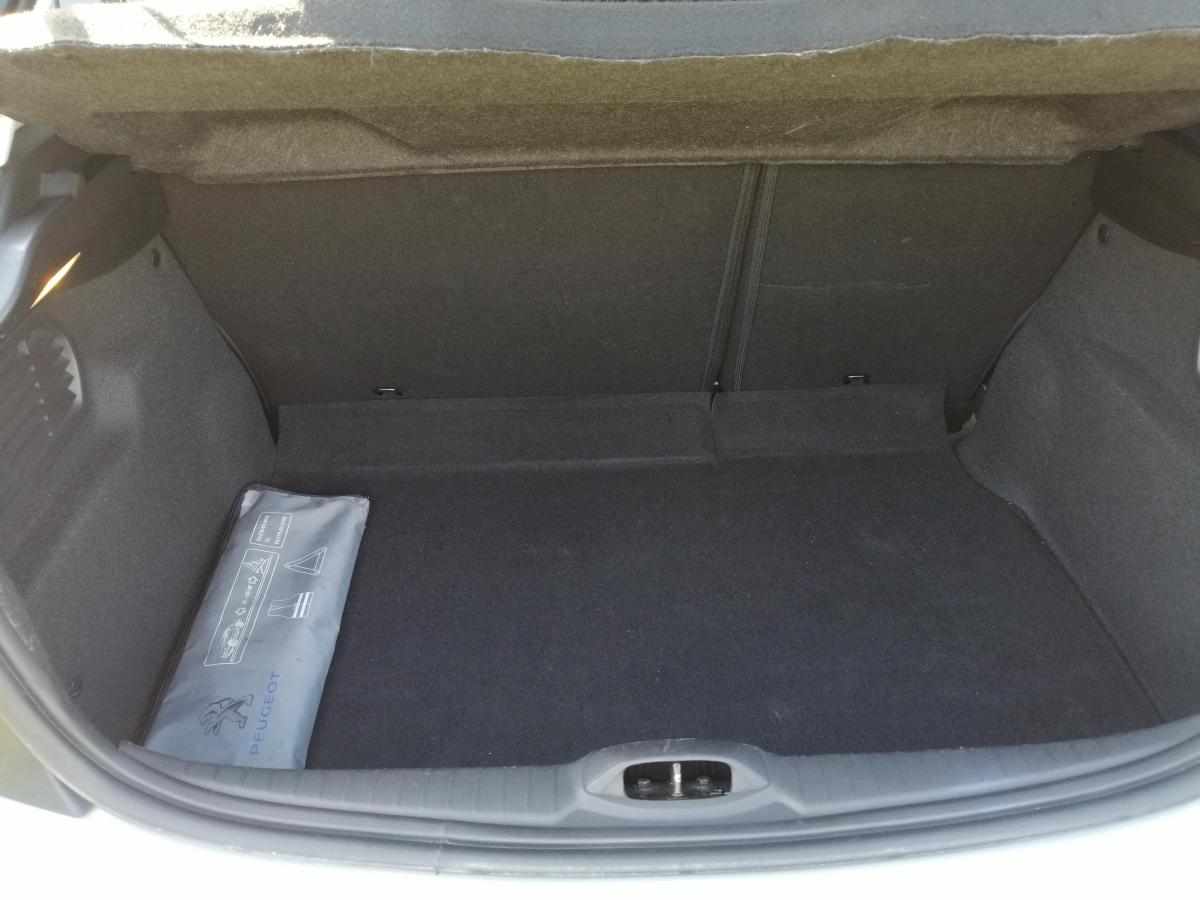 peugeot-208-1-6-bluehdi-2015-diesel-1560cc