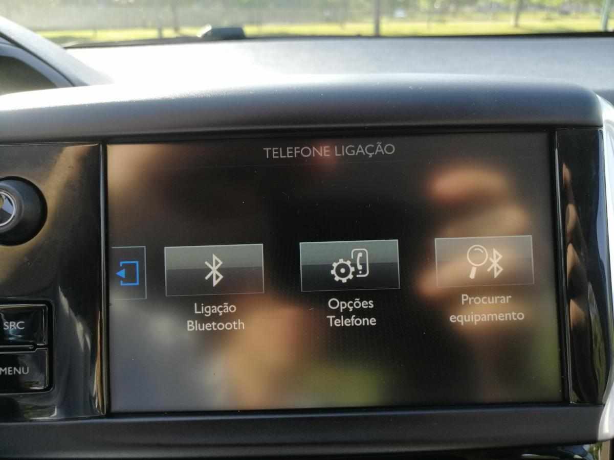 peugeot-208-1-6-bluehdi-2015-diesel-1560cc