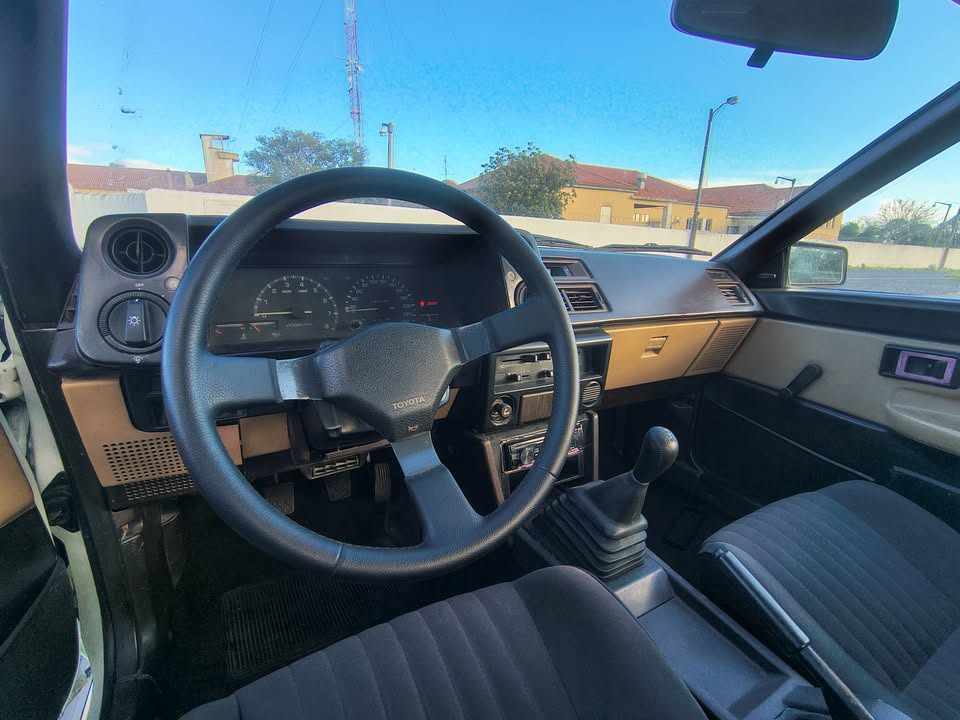 toyota-corolla-1-6-1985-gasolina-1587cc