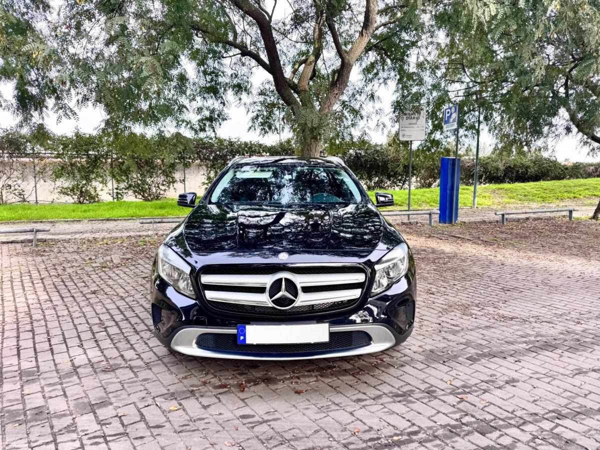mercedes-benz-gla-220-d-2016-diesel-2143cc