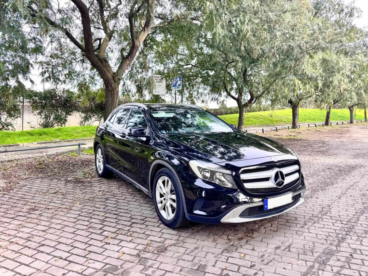 mercedes-benz-gla-220-d-2016-diesel-2143cc
