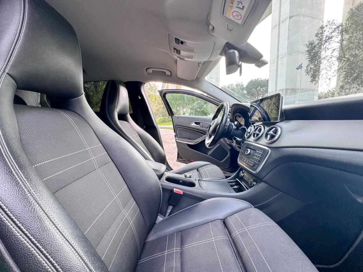 mercedes-benz-gla-220-d-2016-diesel-2143cc