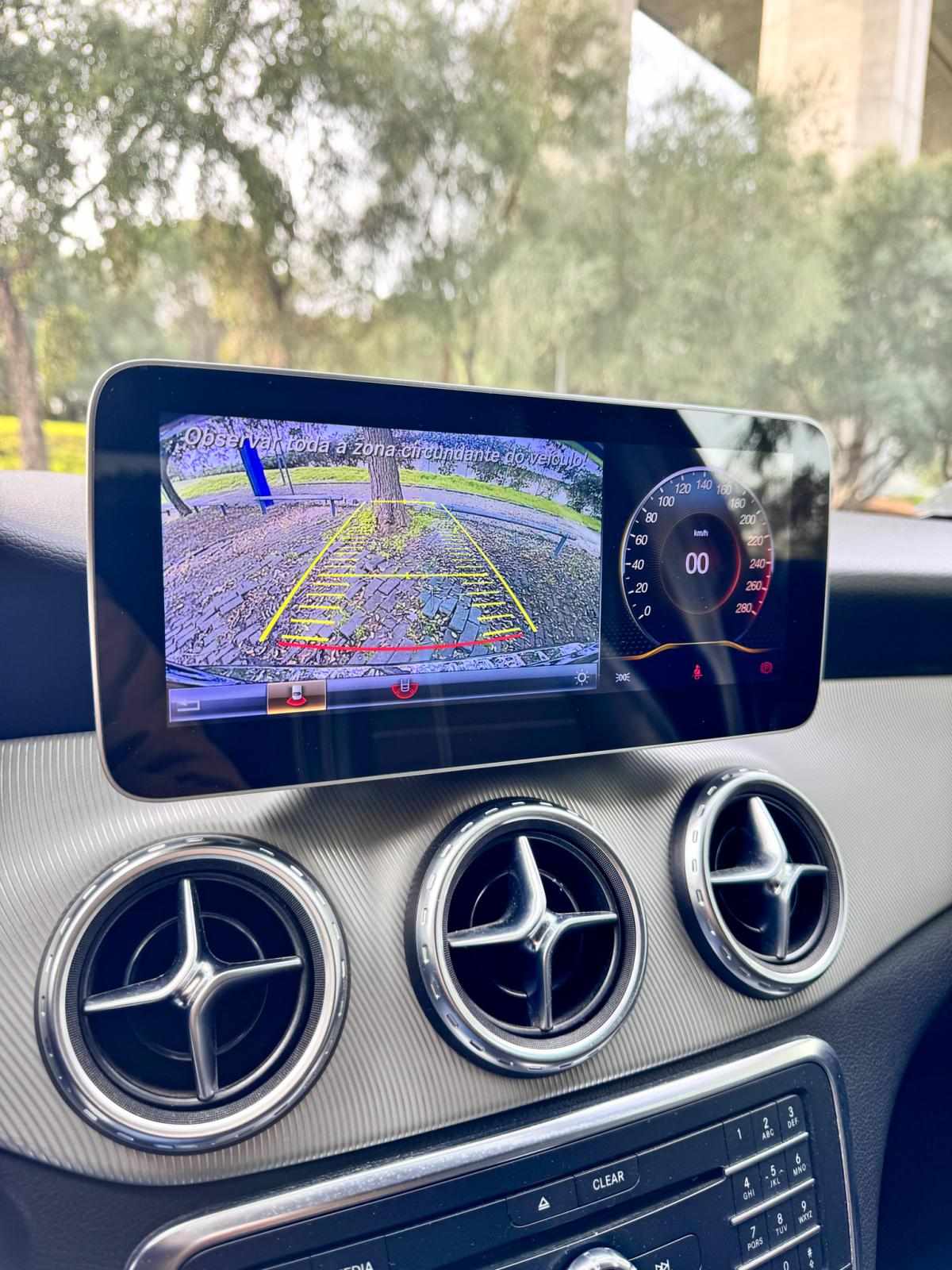 mercedes-benz-gla-220-d-2016-diesel-2143cc