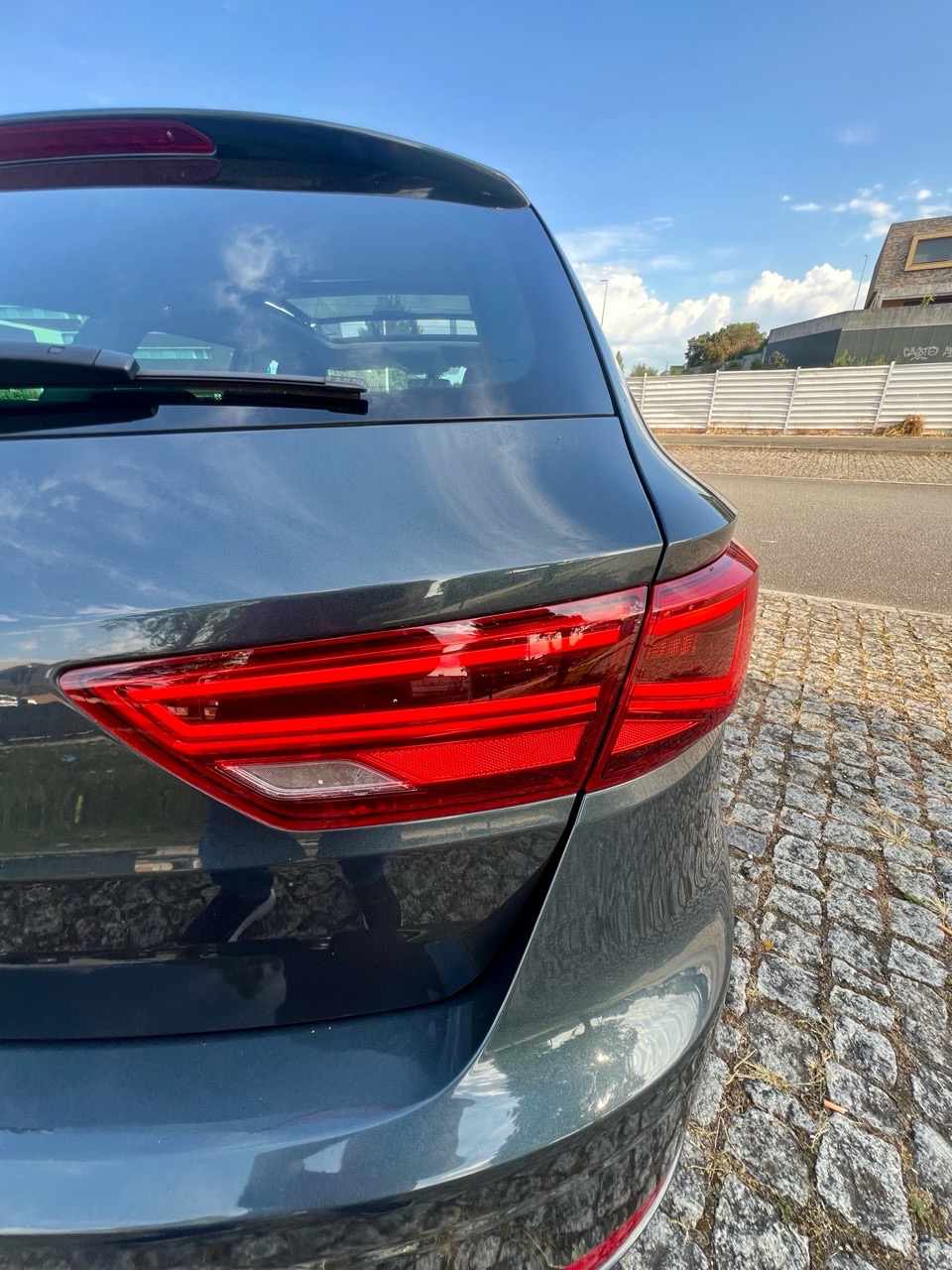 seat-leon-1-6-tdi-2019-diesel-1598cc