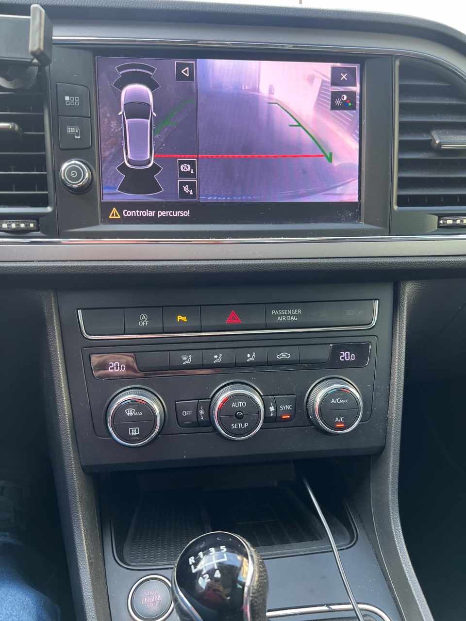 seat-leon-1-6-tdi-2019-diesel-1598cc
