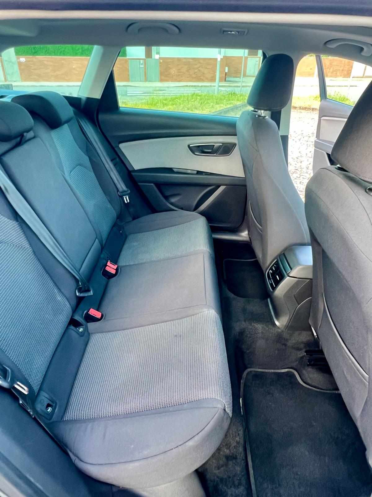 seat-leon-1-6-tdi-2019-diesel-1598cc