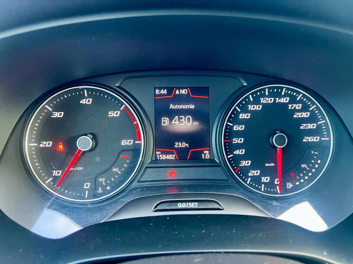seat-leon-1-6-tdi-2019-diesel-1598cc