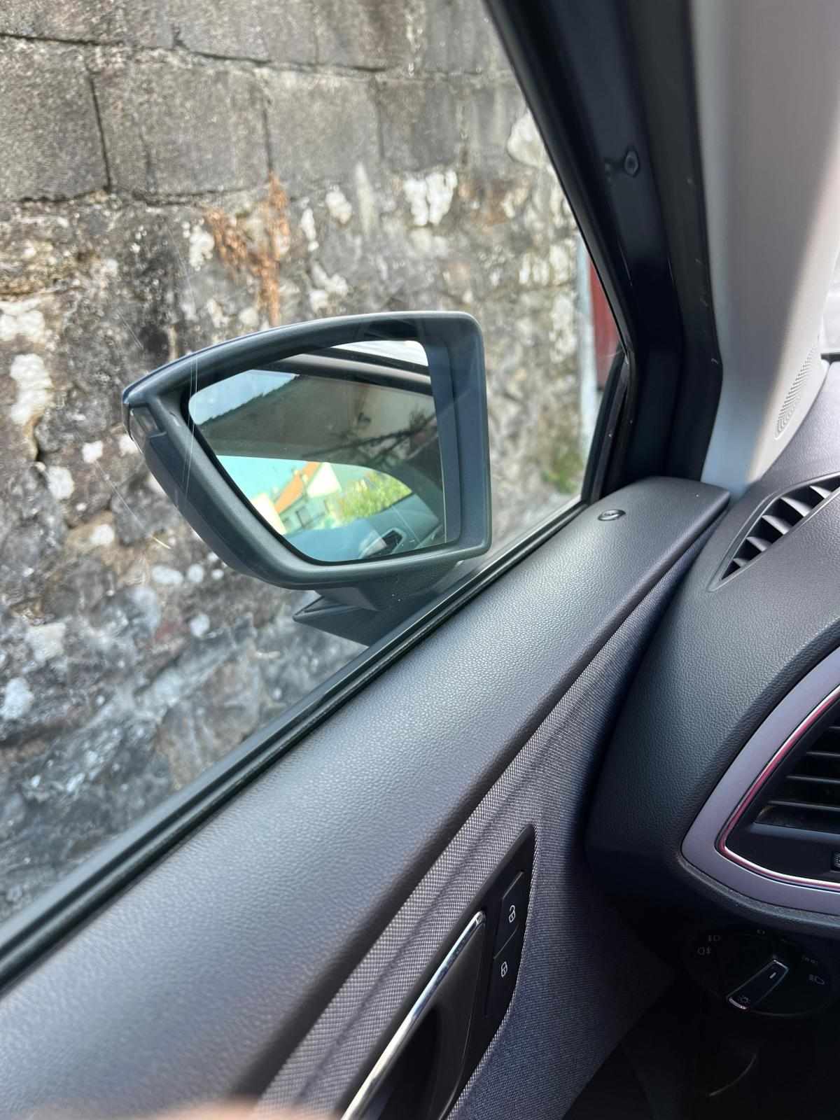 seat-leon-1-6-tdi-2019-diesel-1598cc