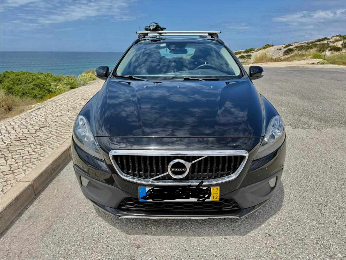 volvo-v40-d2-2017-diesel-1969cc