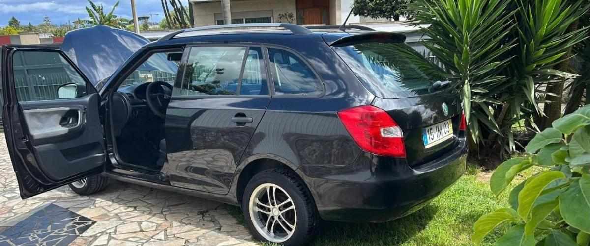 skoda-fabia-1-2-htp-2009-gasolina-1198cc