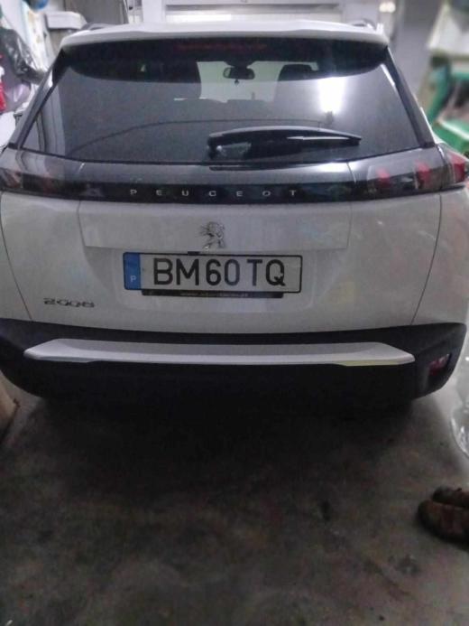 peugeot-2008-1-2-puretech-2021-gasolina-1199cc