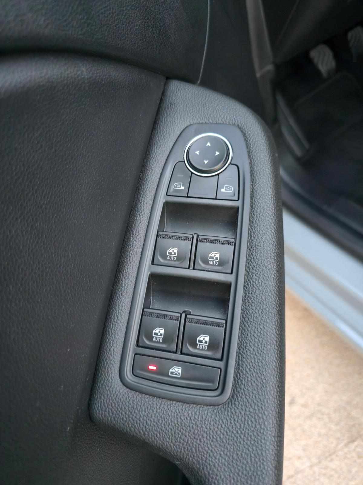 renault-clio-1-0tce-2025-gasolina-999cc