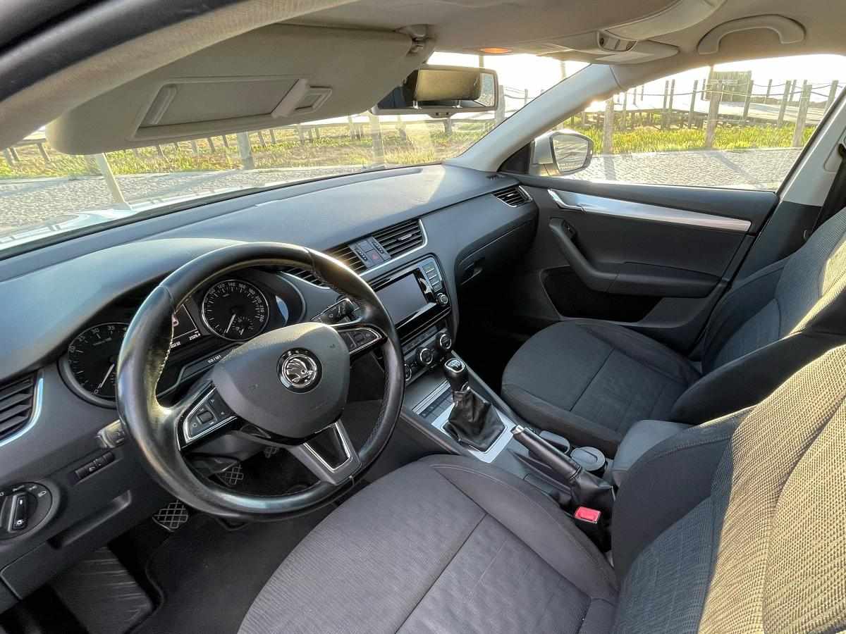 skoda-octavia-1-6-tdi-2014-diesel-1598cc