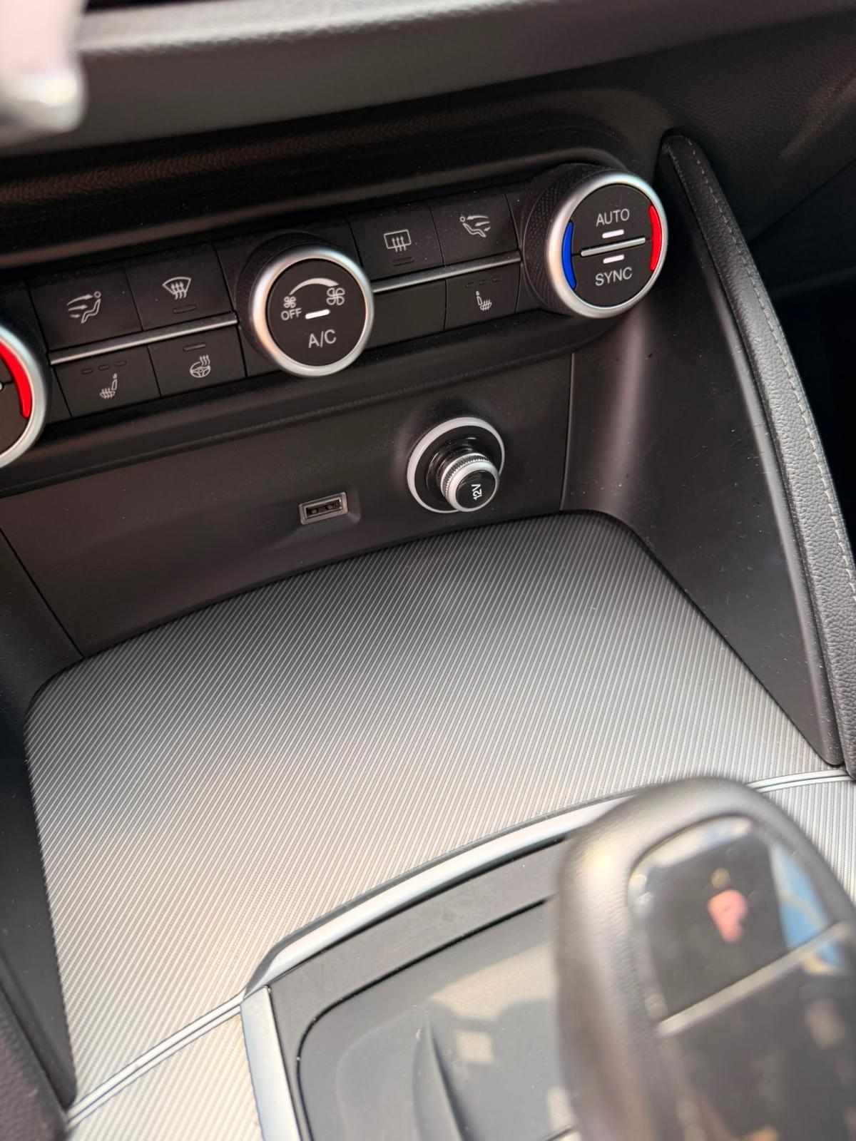 alfa-romeo-stelvio-2-2-jtdm-q4-2019-diesel-2143cc