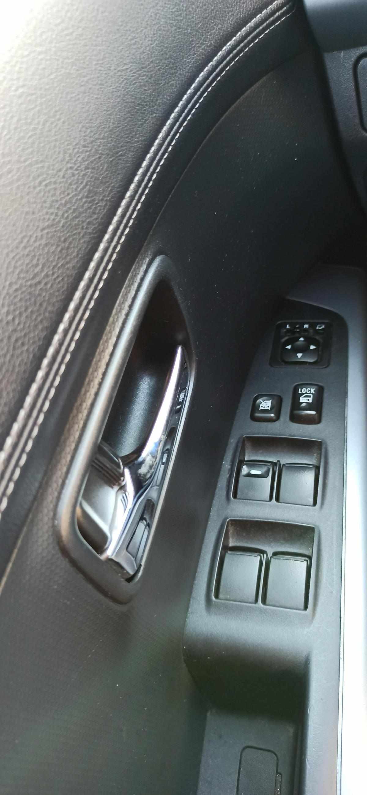mitsubishi-outlander-2-3-177cv-2012-diesel-2268cc
